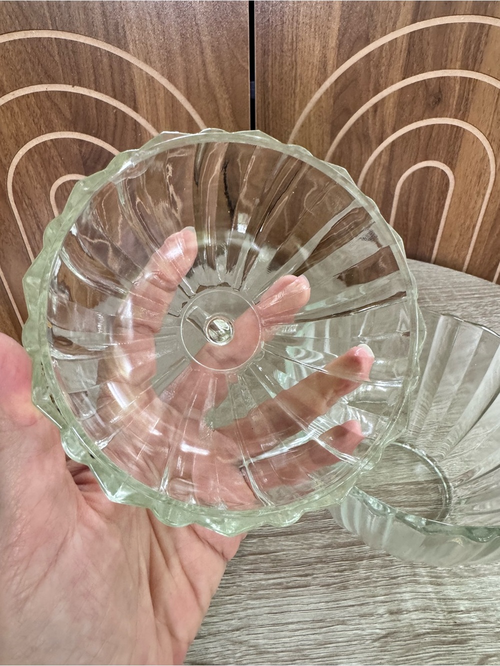 Clear Glass Apple Trinket Box Candy Dish - Picture 3 of 4